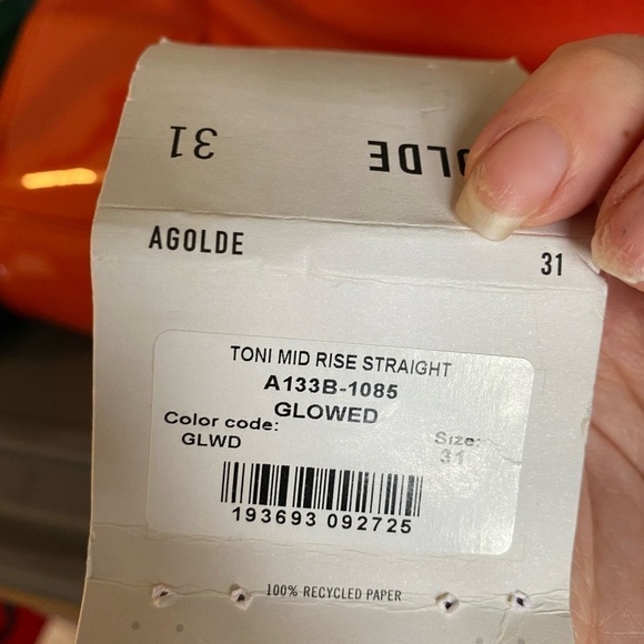 NWOT AGOLDE Toni Mid Rise Straight Jeans - Picture 13 of 15